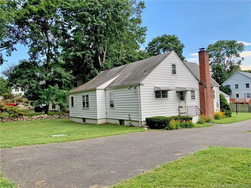 2727 Boston Post Road Darien CT 06820