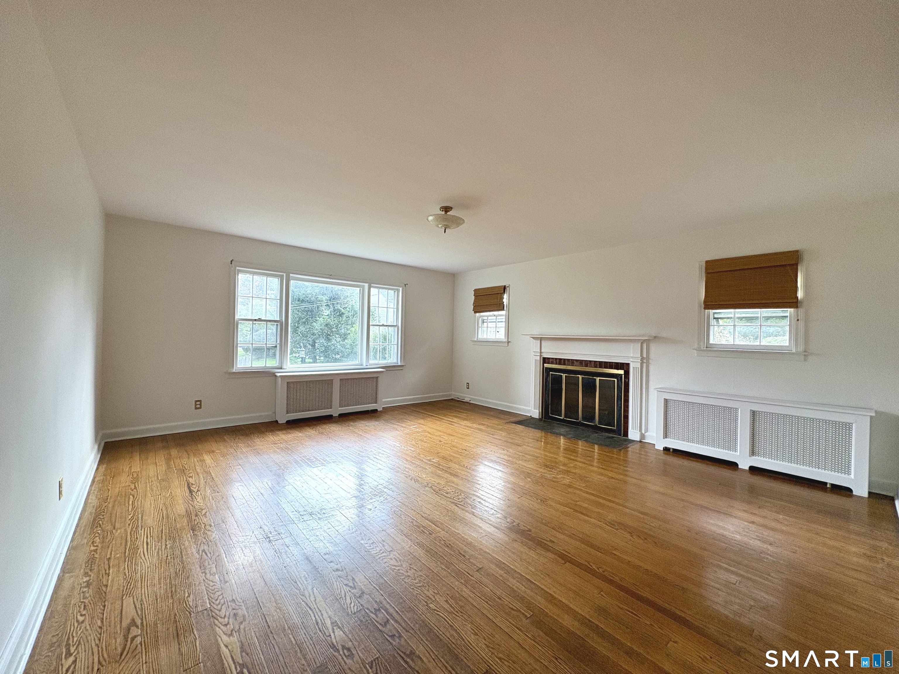 2727 Boston Post Road Darien CT 06820