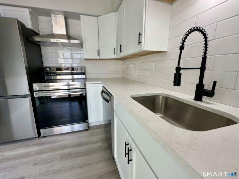 629 Longfellow Drive Branford CT 06405