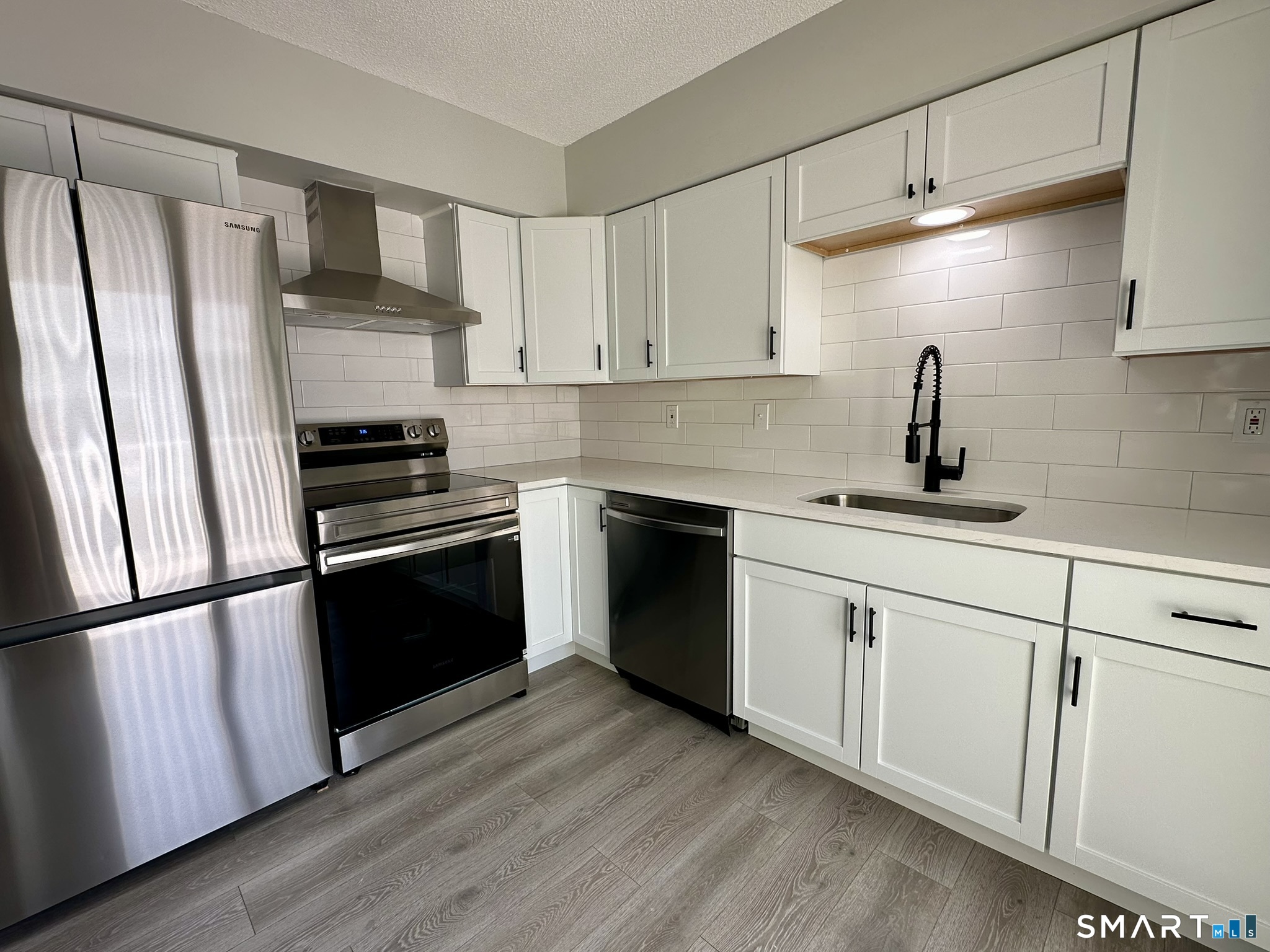 629 Longfellow Drive Branford CT 06405