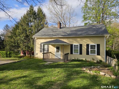 17 Pleasant Street Woodbury CT 06798