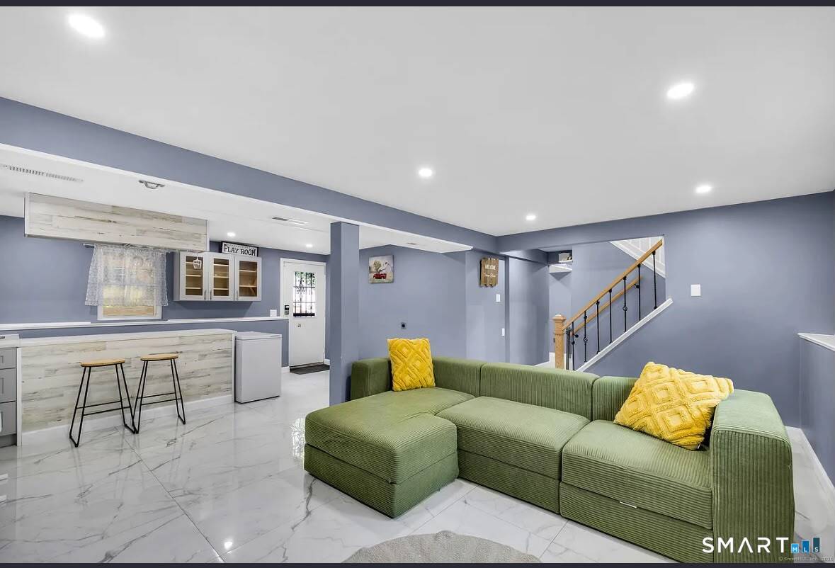 19 Miner Road West Haven CT 06516