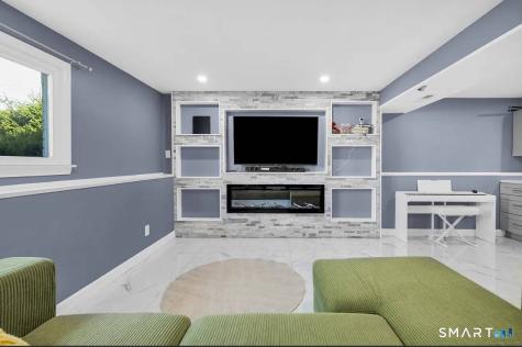 19 Miner Road West Haven CT 06516