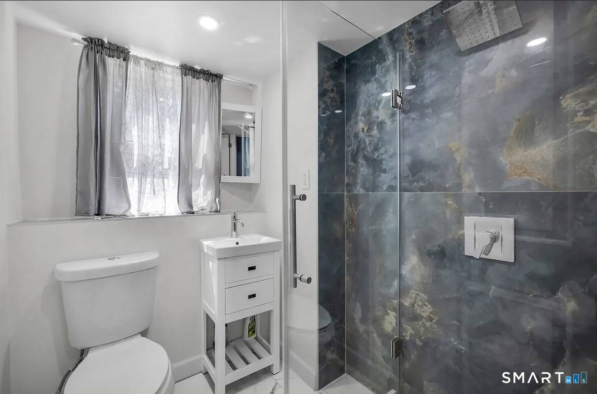 19 Miner Road West Haven CT 06516