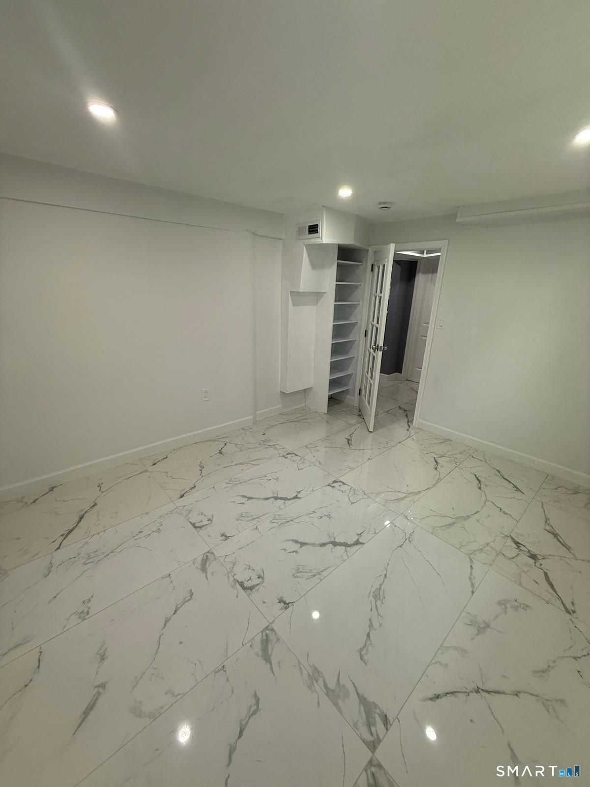 19 Miner Road West Haven CT 06516