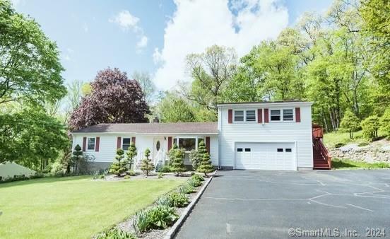 51 Plum Tree Lane Trumbull CT 06611