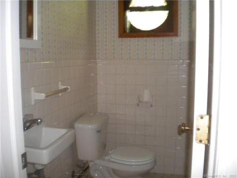 212 East Rutland Road Milford CT 06461