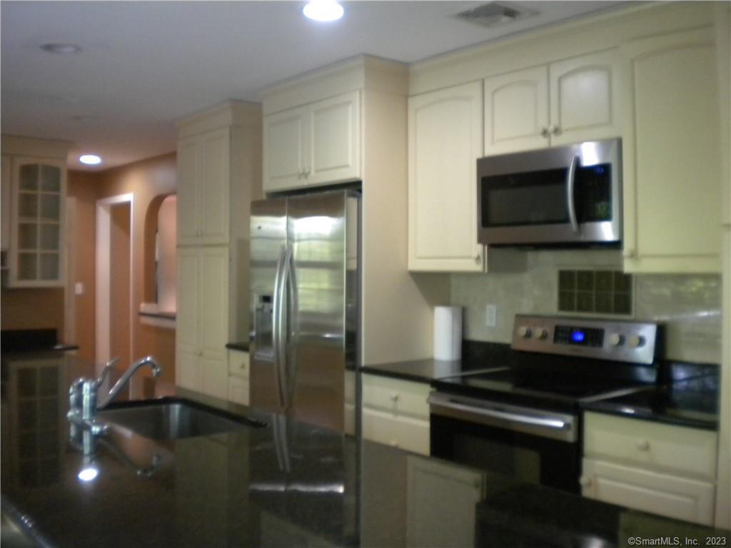 212 East Rutland Road Milford CT 06461