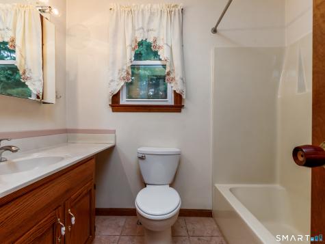 115 Brandegee Lane Berlin CT 06037