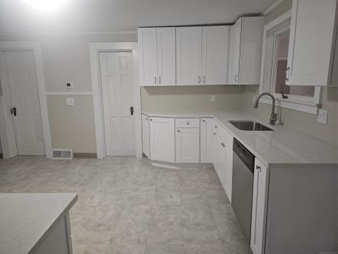 8 Cliff Street Naugatuck CT 06770