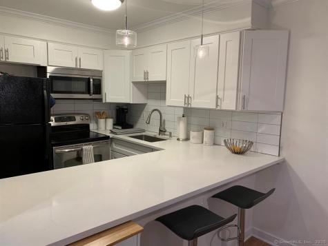 33 Pleasant Street Stamford CT 06901