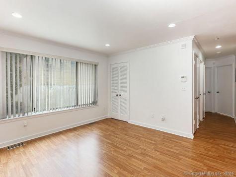 33 Pleasant Street Stamford CT 06901