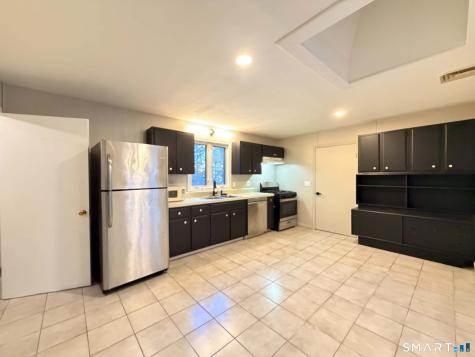22 Pleasant Rise Brookfield CT 06804