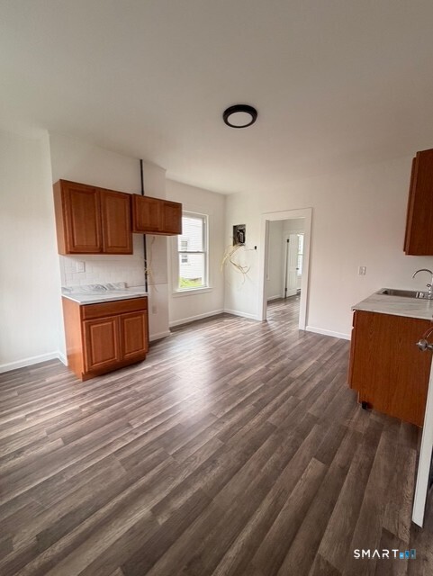 47-49 Putnam Street Hartford CT 06106