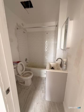 47-49 Putnam Street Hartford CT 06106