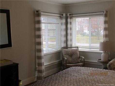 11 Bond Street East Lyme CT 06357