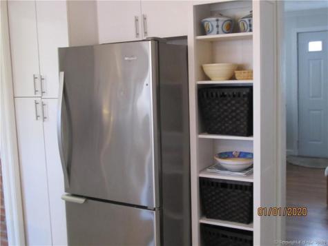 11 Bond Street East Lyme CT 06357