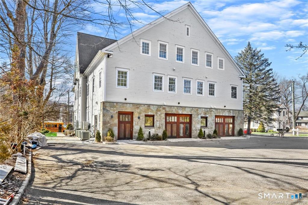 2 Hollyhock Road Wilton CT 06897