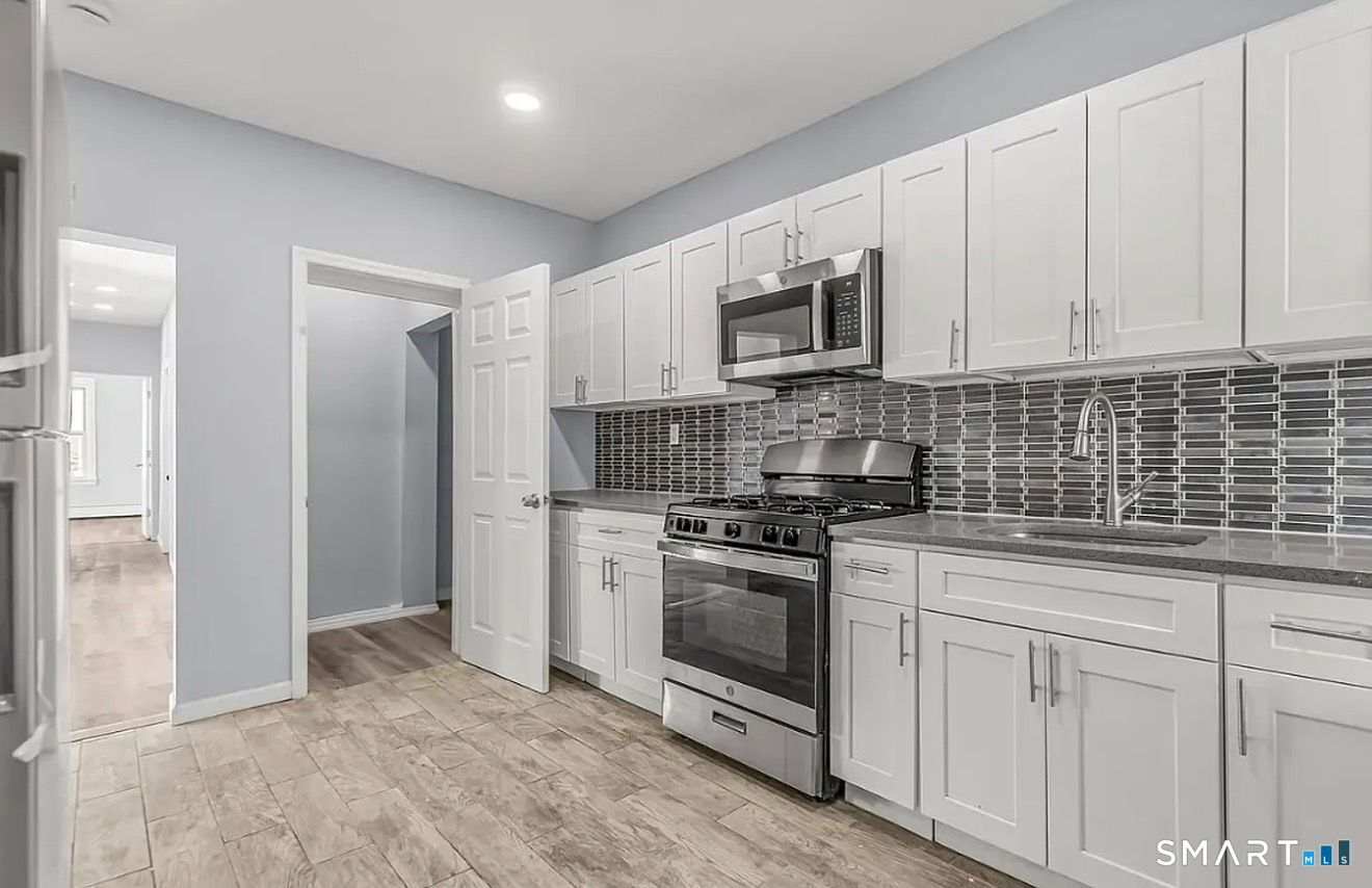 1220 Pembroke Street Bridgeport CT 06608