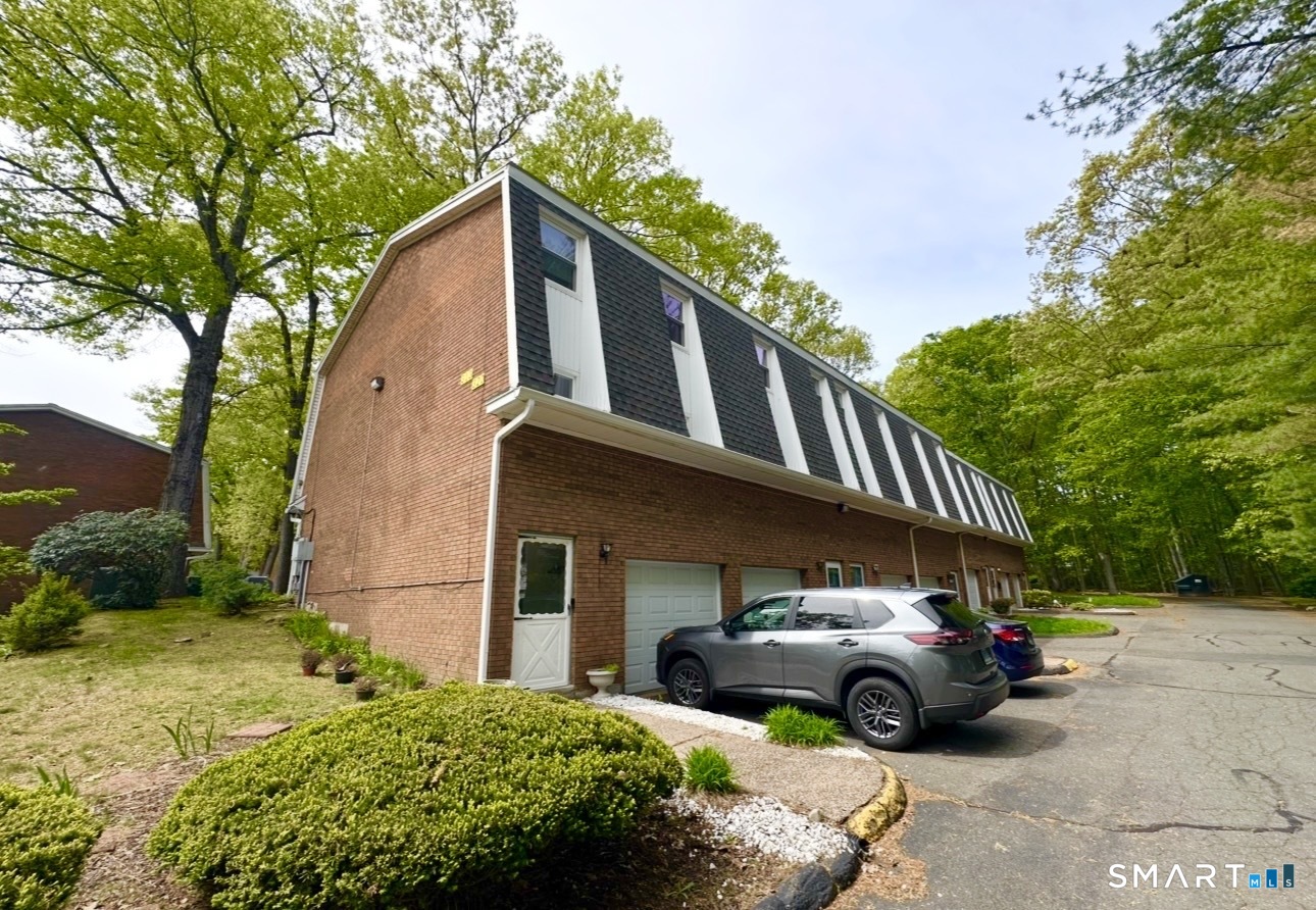 313 Dunfey Lane Windsor CT 06095