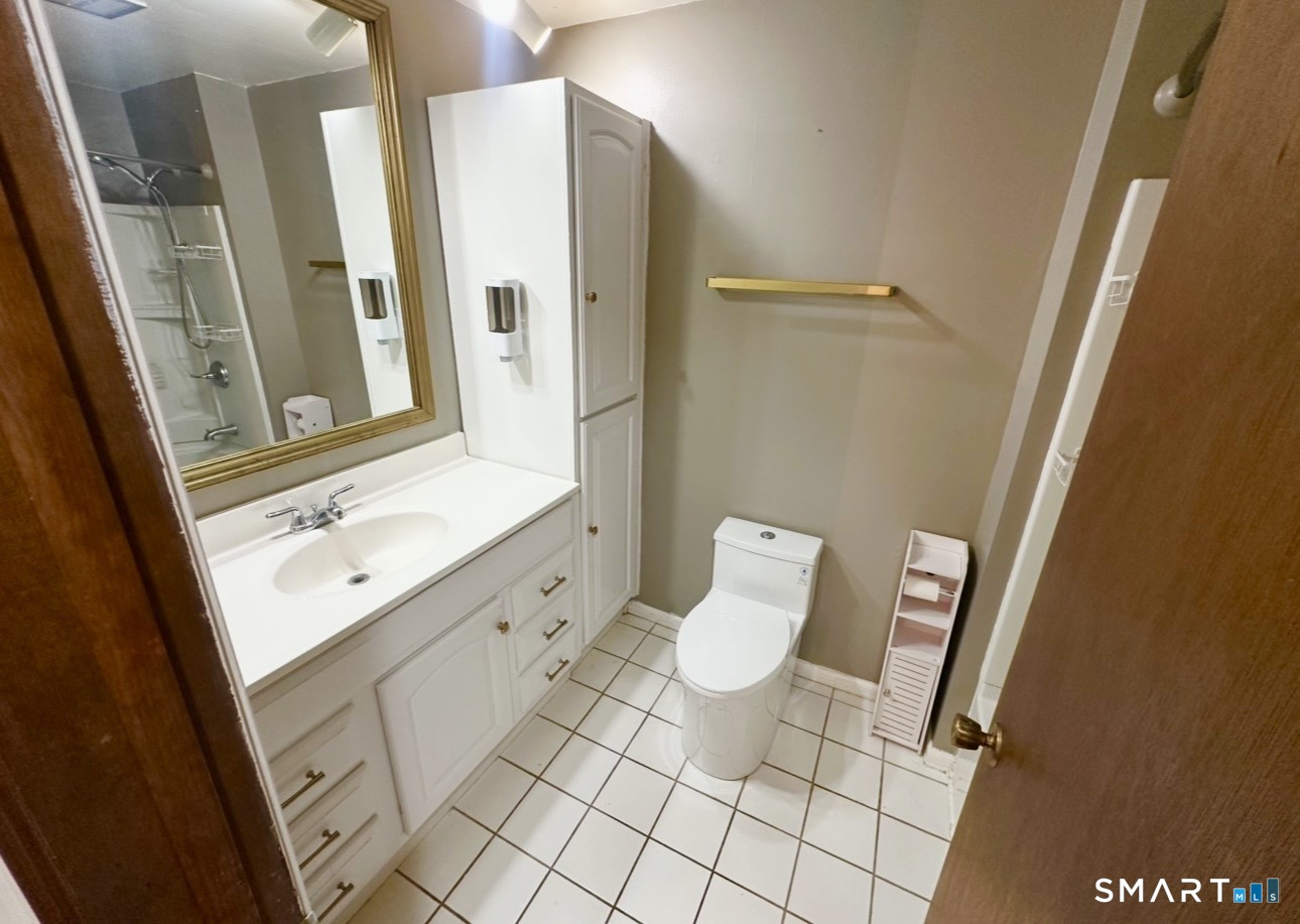 313 Dunfey Lane Windsor CT 06095