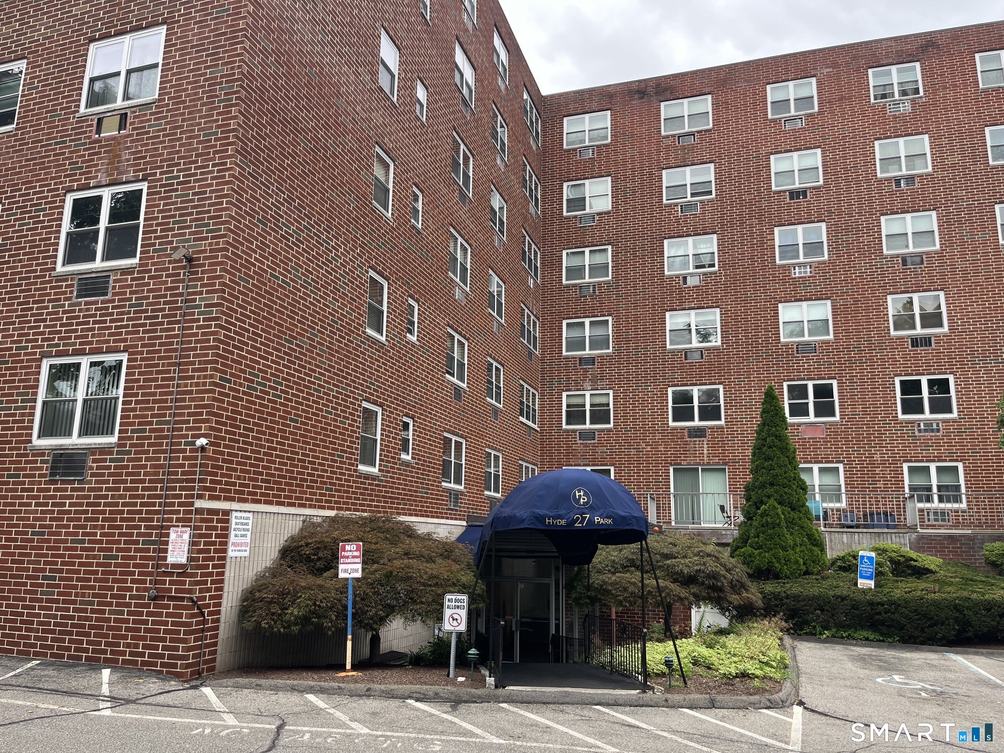 27 Northill Street Stamford CT 06907