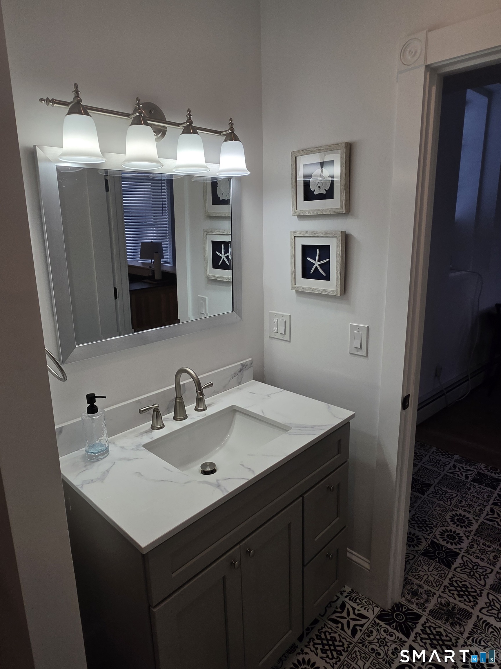117-119 Water Street Stonington CT 06378