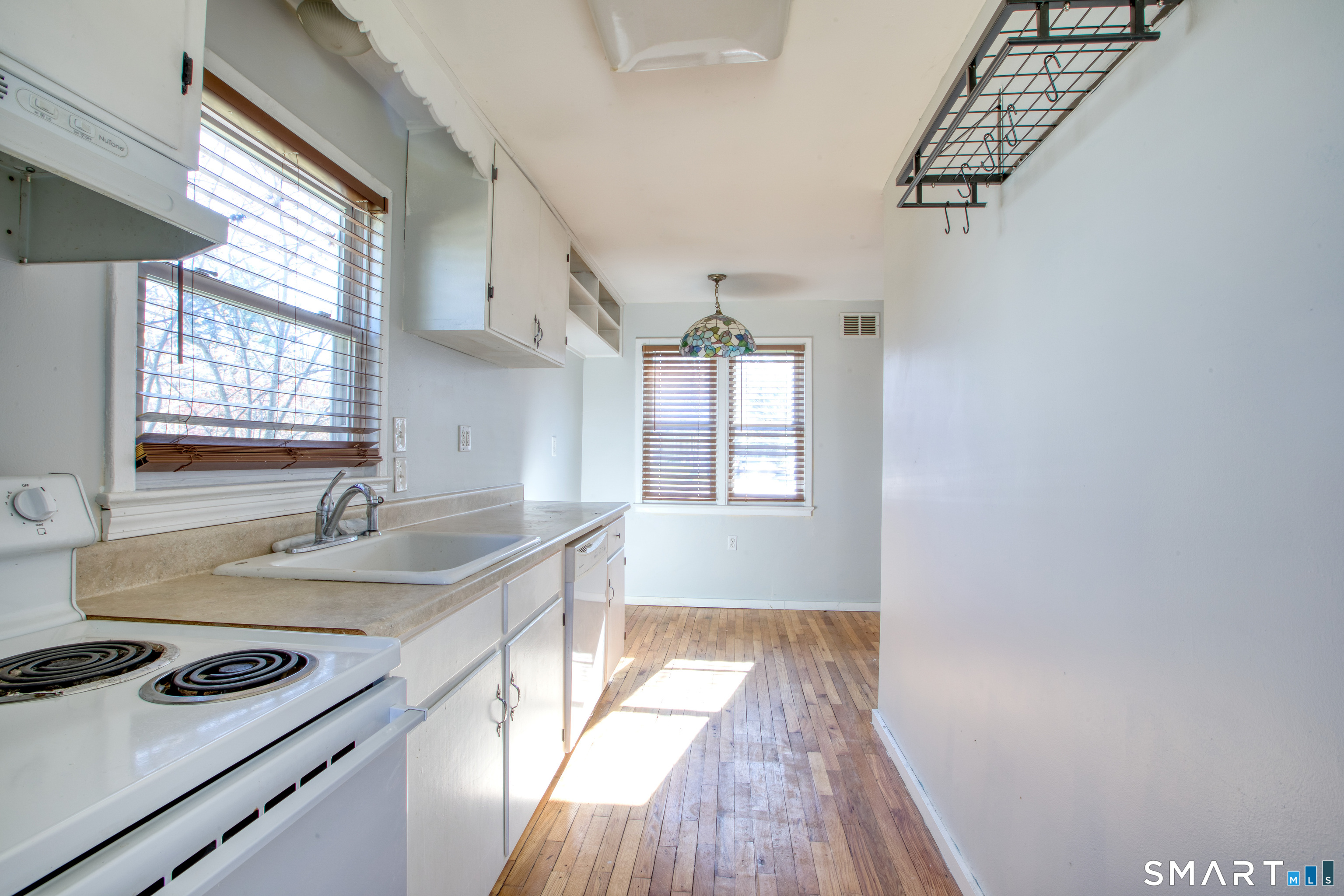 124 Mayflower Street West Hartford CT 06110