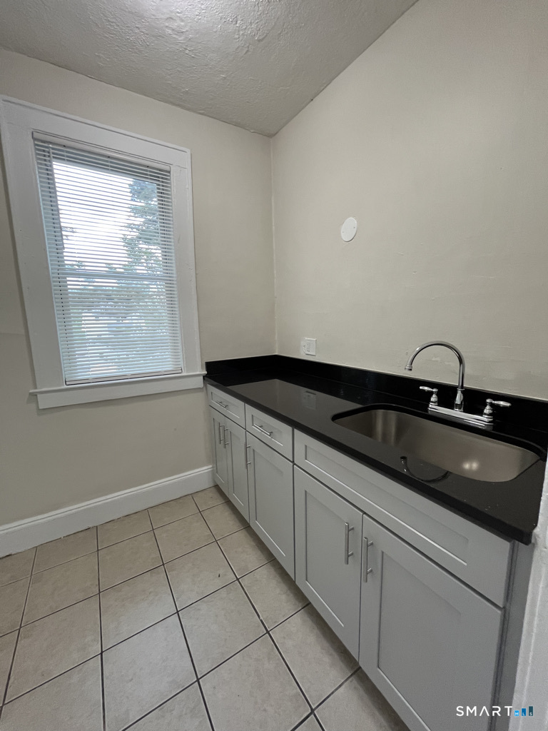 232 Enfield Street Hartford CT 06112