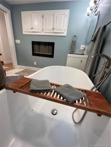 15 Riverview Road New Milford CT 06755