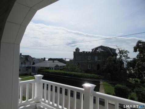 10 Elliott Avenue New London CT 06320