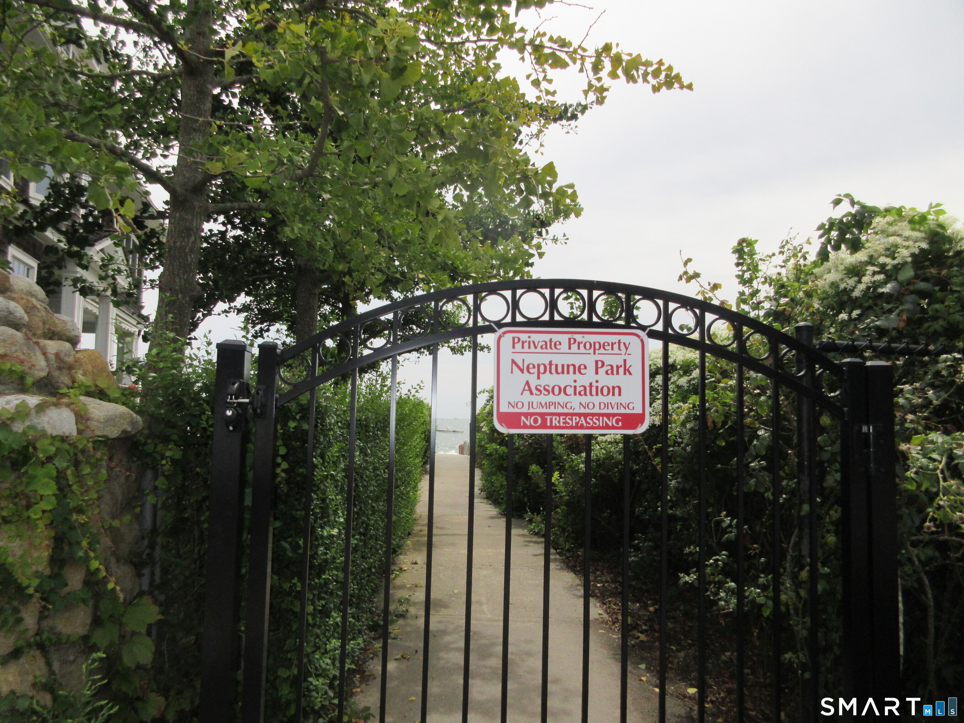 10 Elliott Avenue New London CT 06320