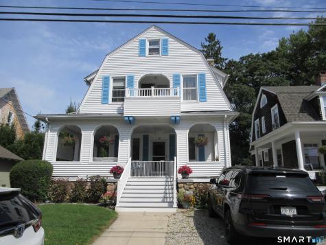 10 Elliott Avenue New London CT 06320