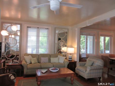 10 Elliott Avenue New London CT 06320