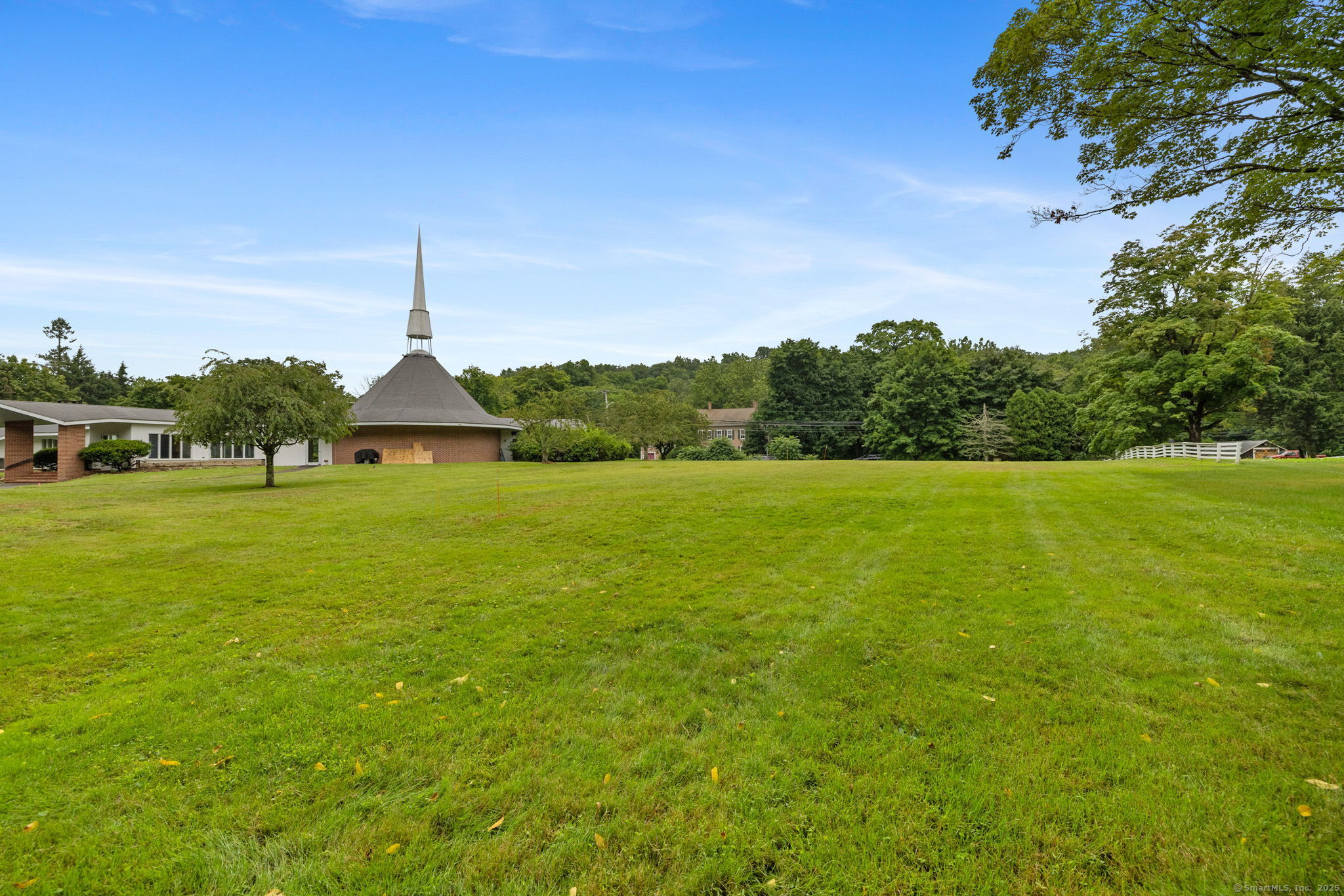 529 Danbury Road Wilton CT 06897