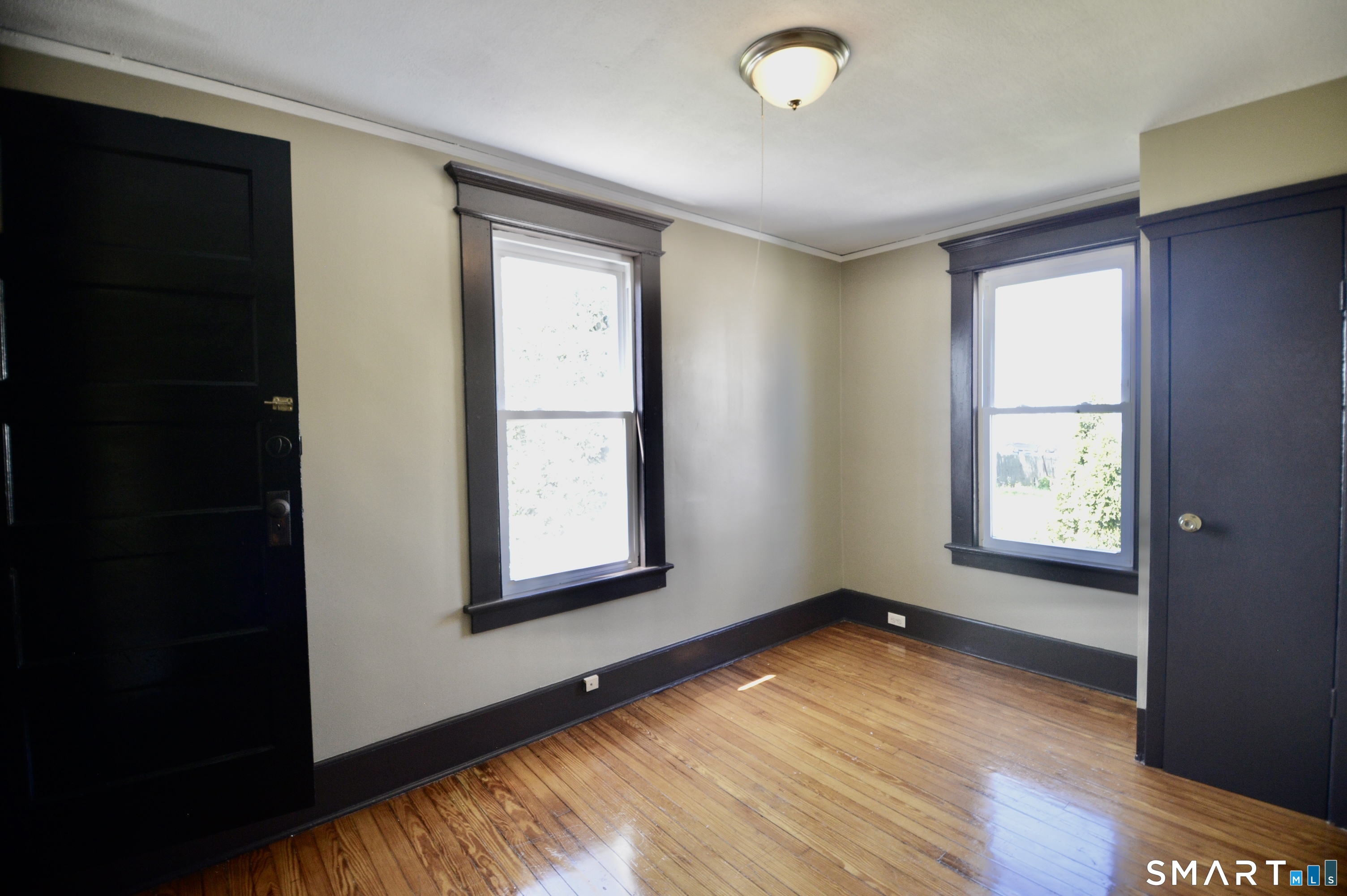 48 Riverview Place Stratford CT 06615