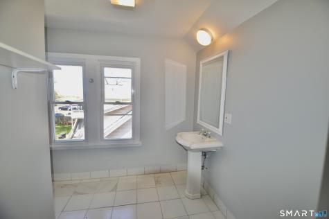 48 Riverview Place Stratford CT 06615