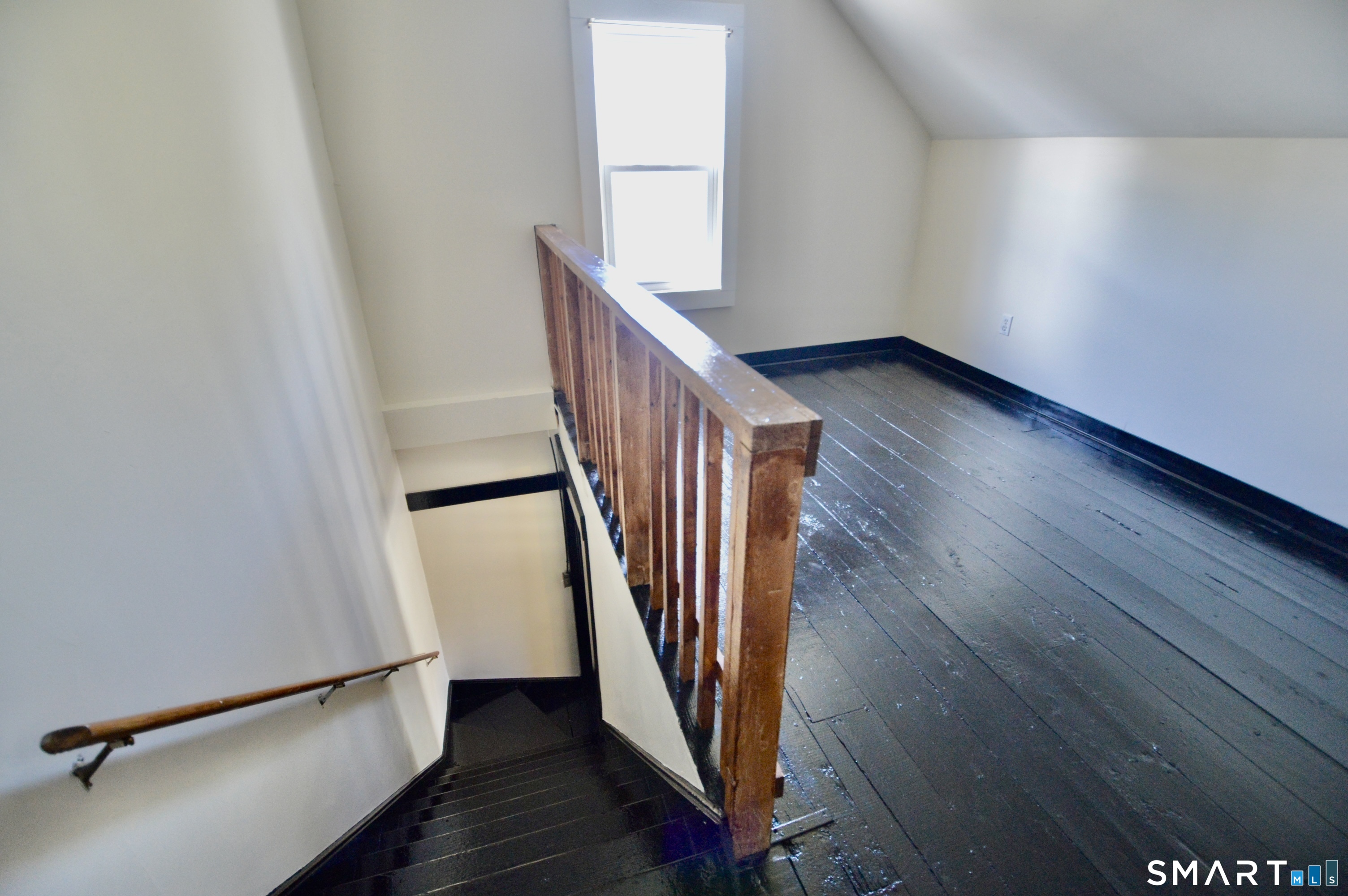 48 Riverview Place Stratford CT 06615