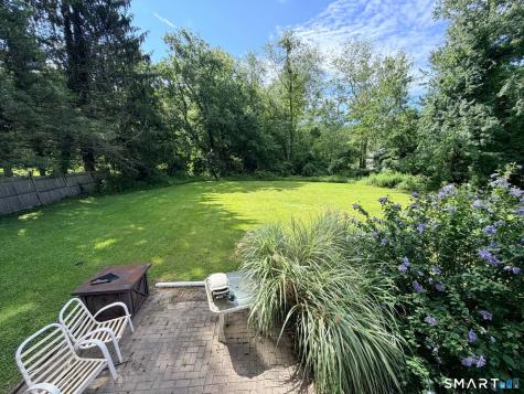 183 Sugar Street Newtown CT 06470