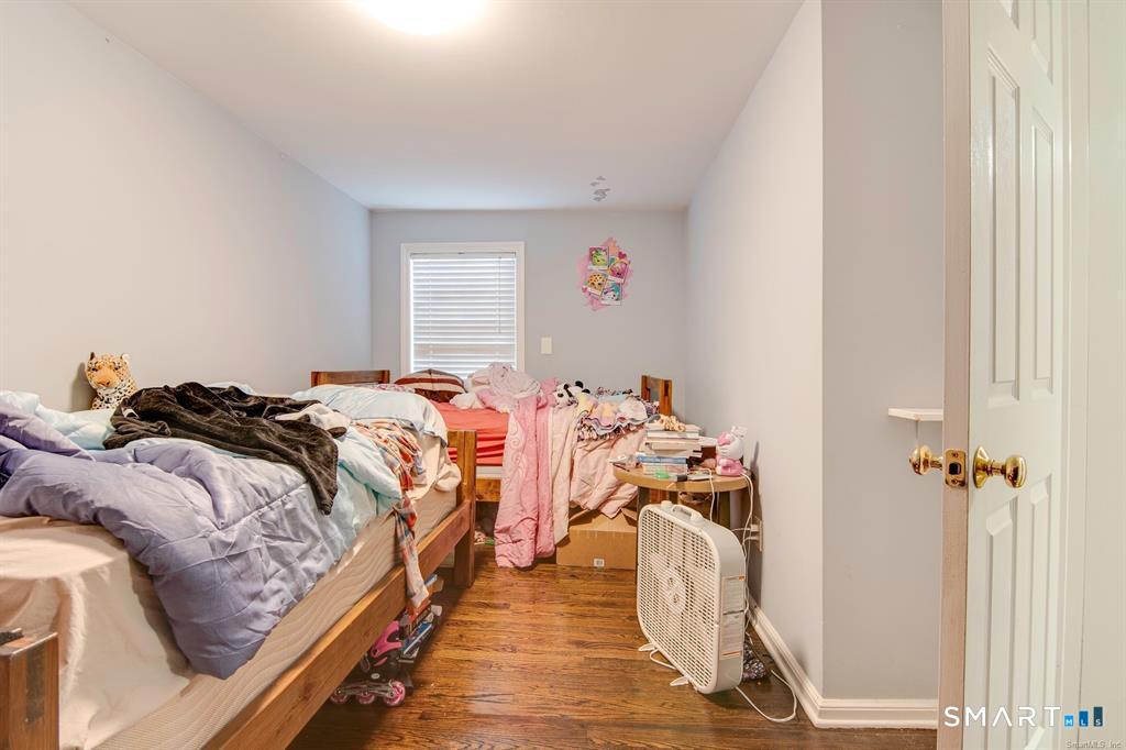 183 Sugar Street Newtown CT 06470