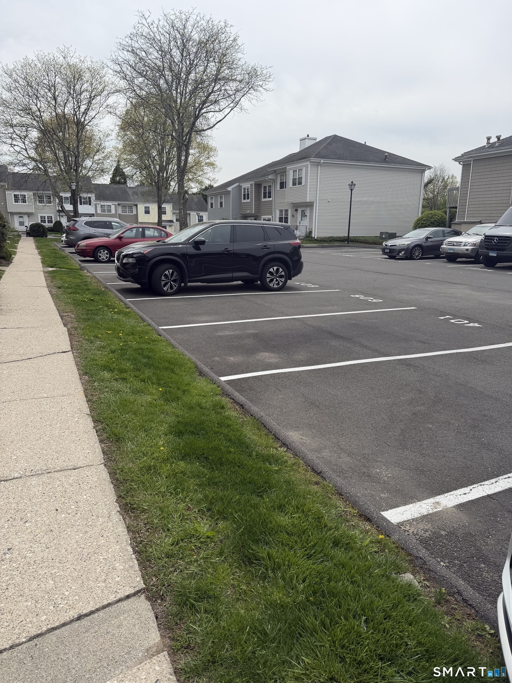93 Park Avenue Danbury CT 06810