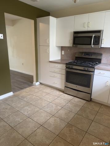 93 Park Avenue Danbury CT 06810