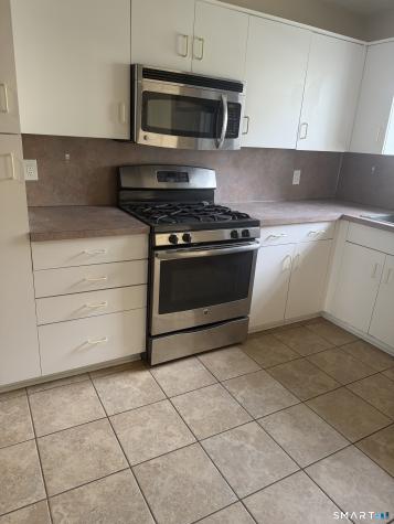 93 Park Avenue Danbury CT 06810