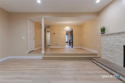 101 Farmington Chase Crescent Farmington CT 06032