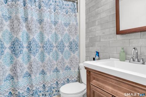175 Mill Pond Road Hamden CT 06518