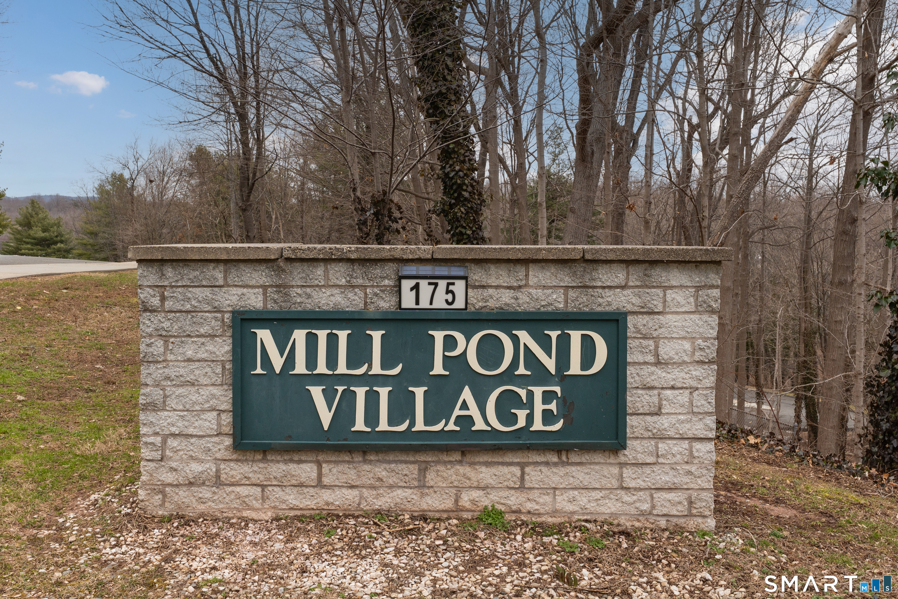 175 Mill Pond Road Hamden CT 06518