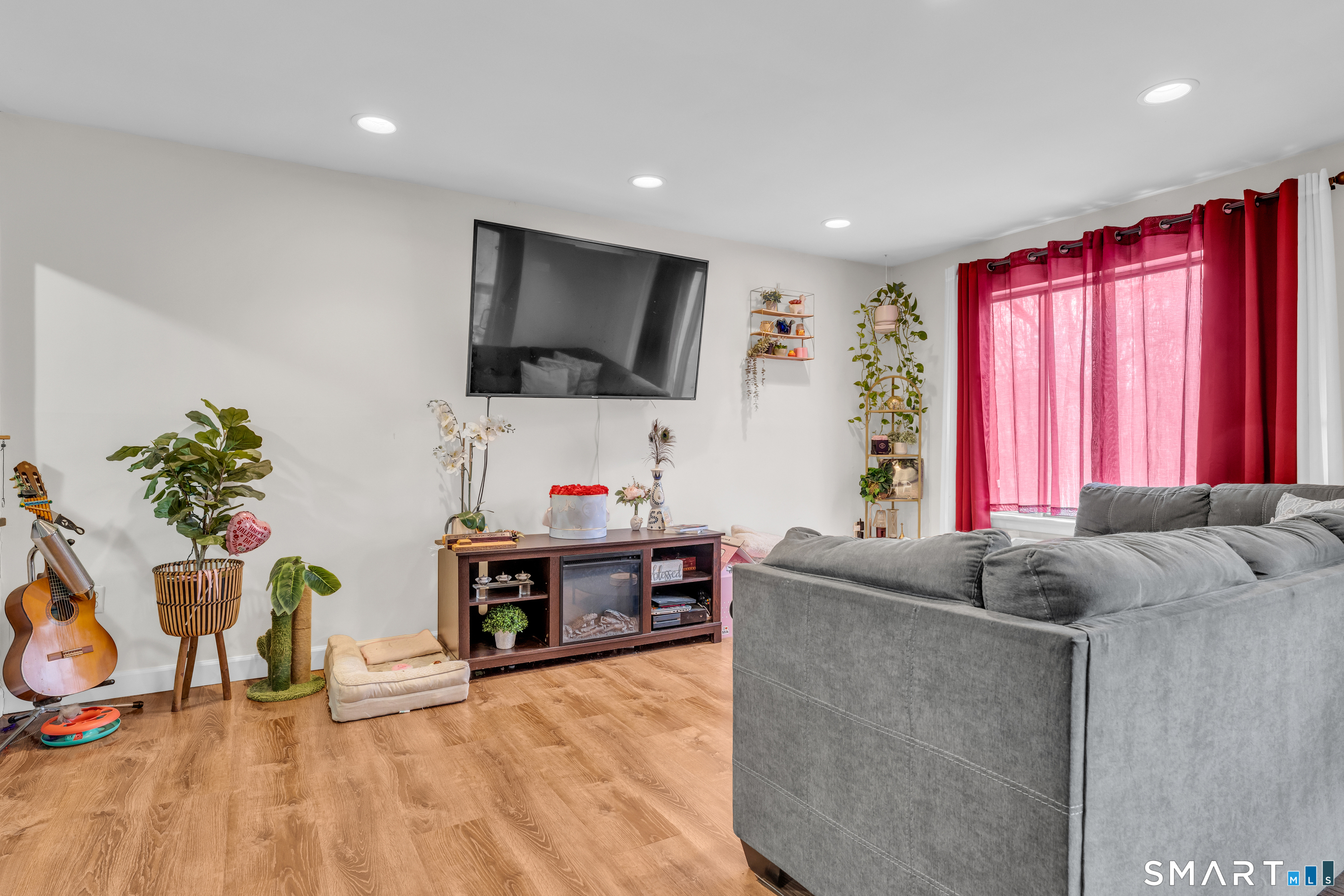 175 Mill Pond Road Hamden CT 06518