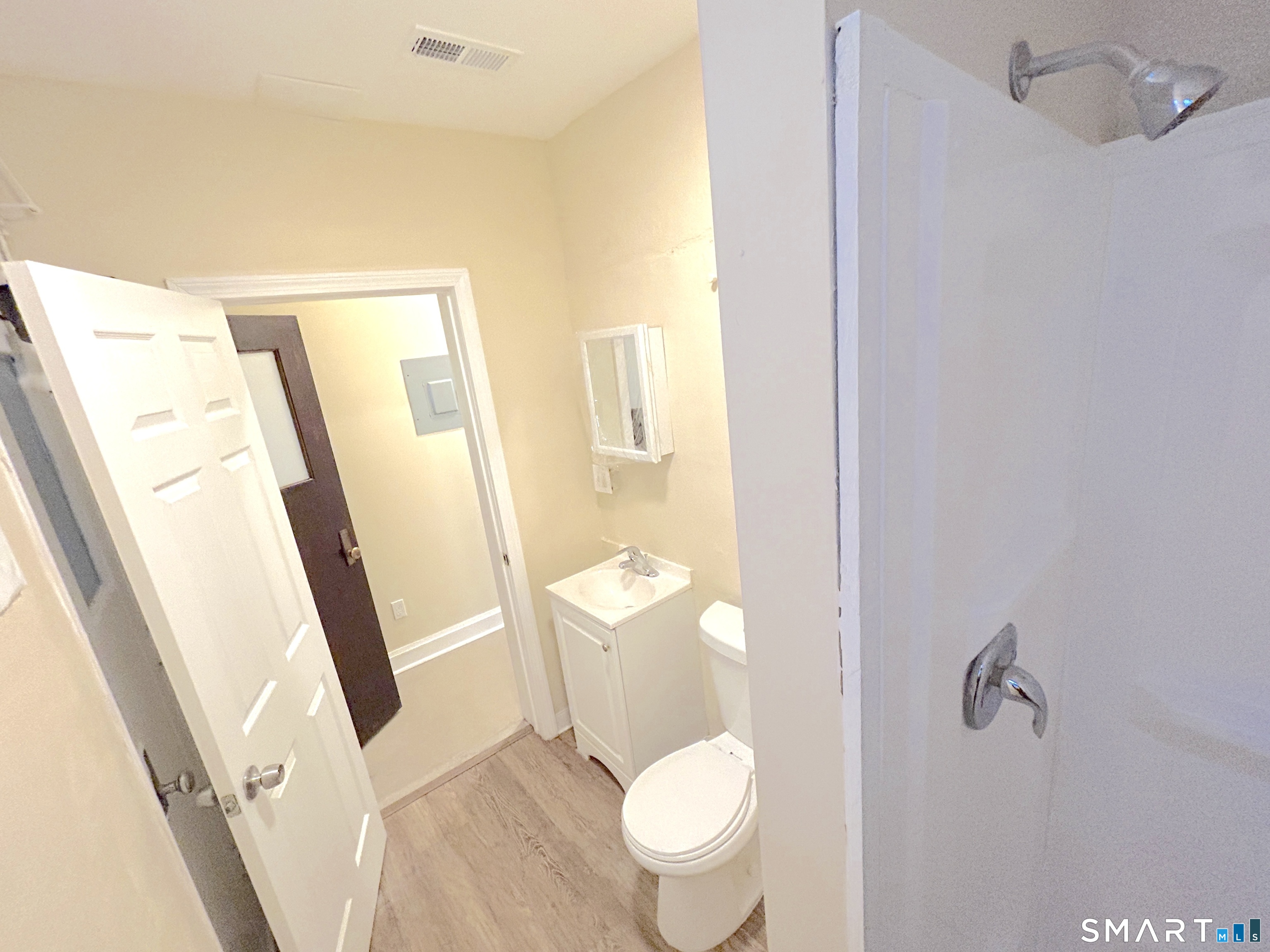 77 Bank Street Waterbury CT 06702