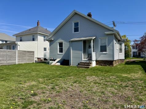 22 Edward Street East Haven CT 06512