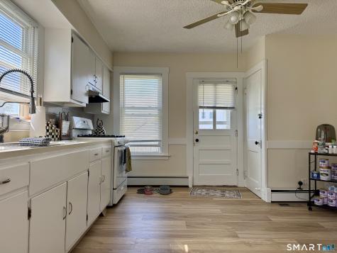 22 Edward Street East Haven CT 06512